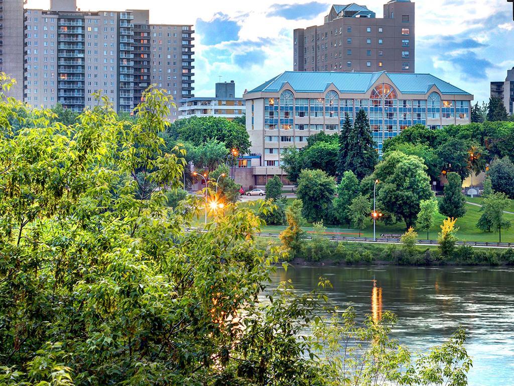 Park Town Hotel Саскатун Екстер'єр фото