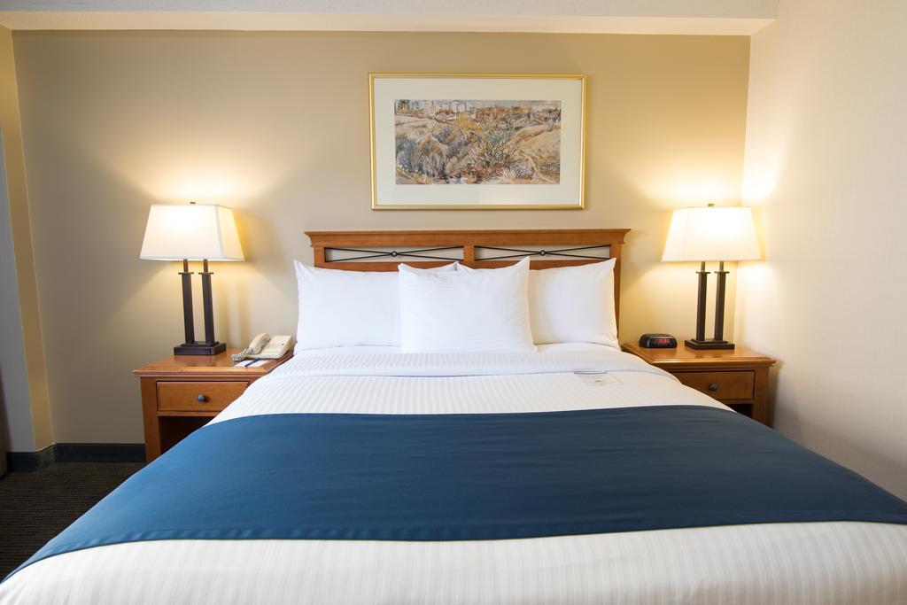 Park Town Hotel Саскатун Екстер'єр фото
